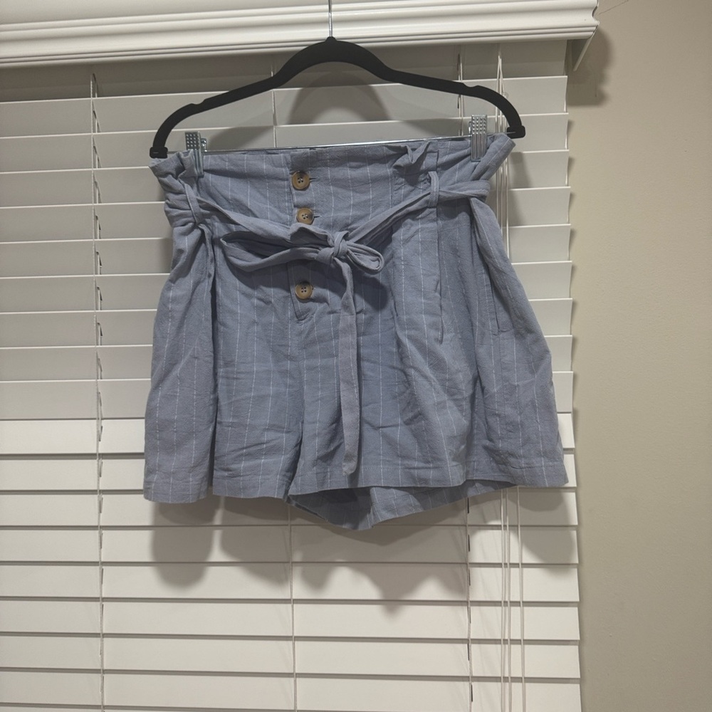 Elodie Blue High-Waisted Shorts with Bow Size XL
